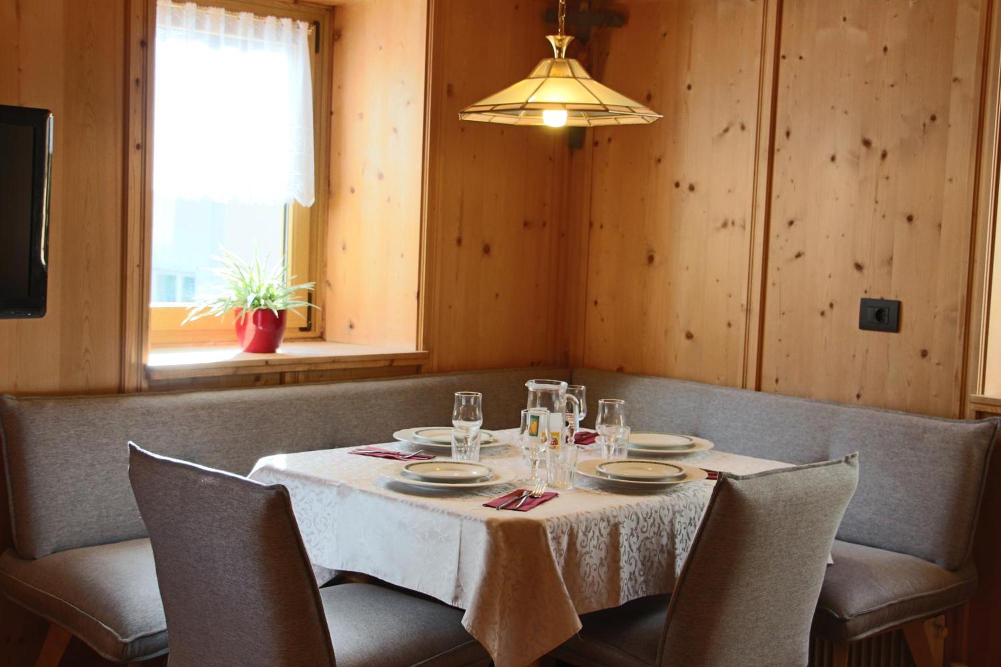 Ciasa Alfri Hotell La Villa  Exteriör bild
